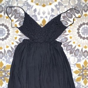 Long, flowy, backless L’atiste by Amy dress.